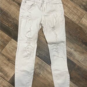 Judy Blue Cream Distressed Skinny Jeans